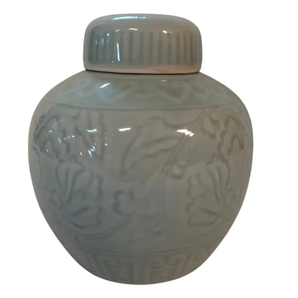 Vintage Chinese Celadon Ginger Jar Chinoiserie Pale Green Ceramic Urn Vase 6